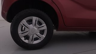 Used 2017 Datsun Redi-GO [2015-2019] T (O) Petrol Manual tyres RIGHT REAR TYRE RIM VIEW