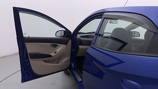 Used 2014 Hyundai Eon [2011-2018] Sportz Petrol Manual interior LEFT FRONT DOOR OPEN VIEW
