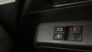 Used 2023 Maruti Suzuki Wagon R 1.0 LXI CNG Petrol+cng Manual top_features Central locking