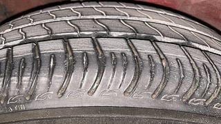 Used 2014 Maruti Suzuki Celerio VXI AMT Petrol Automatic tyres RIGHT REAR TYRE TREAD VIEW
