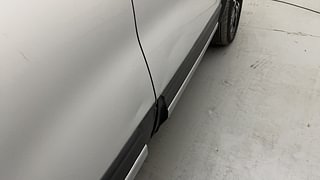Used 2021 Renault Kiger RXZ MT Dual Tone Petrol Manual dents MINOR DENT