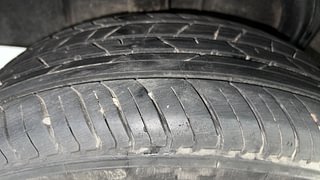 Used 2021 Nissan Magnite XV Petrol Manual tyres RIGHT REAR TYRE TREAD VIEW