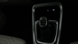 Used 2021 Kia Sonet HTX Plus 1.0 iMT Petrol Manual interior GEAR  KNOB VIEW