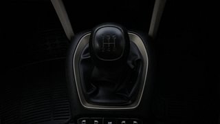Used 2019 Hyundai New Santro 1.1 Sportz MT Petrol Manual interior GEAR  KNOB VIEW