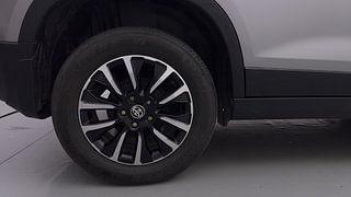 Used 2022 Toyota Urban Cruiser Premium Grade AT Petrol Automatic tyres RIGHT REAR TYRE RIM VIEW