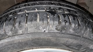 Used 2016 Hyundai Elite i20 [2014-2018] Sportz 1.2 Petrol Manual tyres LEFT REAR TYRE TREAD VIEW