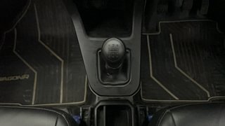 Used 2023 Maruti Suzuki Wagon R 1.0 LXI CNG Petrol+cng Manual interior GEAR  KNOB VIEW