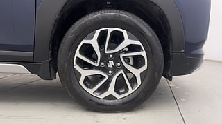 Used 2023 Maruti Suzuki Fronx Alpha 1.0L Turbo 6 AT Petrol Automatic tyres RIGHT FRONT TYRE RIM VIEW