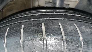 Used 2017 Skoda Rapid new [2016-2020] Ambition Petrol Petrol Manual tyres RIGHT FRONT TYRE TREAD VIEW