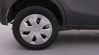 Used 2018 Maruti Suzuki Alto K10 [2014-2019] VXI AMT (O) Petrol Automatic tyres RIGHT REAR TYRE RIM VIEW