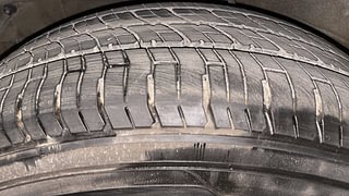 Used 2016 Tata Zest [2014-2019] XT Petrol Petrol Manual tyres RIGHT REAR TYRE TREAD VIEW