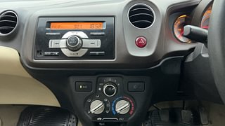 Used 2012 Honda Brio [2011-2016] V MT Petrol Manual interior MUSIC SYSTEM & AC CONTROL VIEW