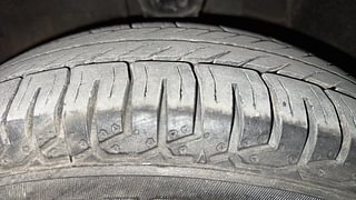 Used 2013 Hyundai i10 [2010-2016] Era Petrol Petrol Manual tyres LEFT FRONT TYRE TREAD VIEW