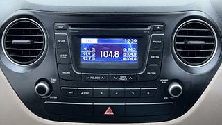 Used 2014 Hyundai Xcent [2014-2017] S Petrol Petrol Manual top_features Integrated (in-dash) music system