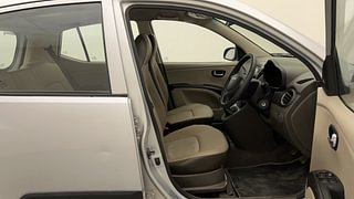 Used 2014 hyundai i10 Sportz 1.1 Petrol Petrol Manual interior RIGHT SIDE FRONT DOOR CABIN VIEW