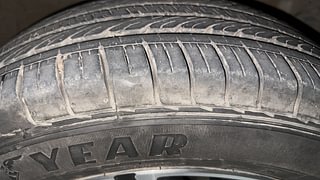 Used 2020 Kia Seltos GTX Plus DCT Petrol Automatic tyres RIGHT FRONT TYRE TREAD VIEW