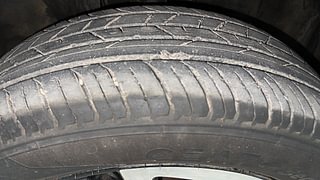 Used 2022 Nissan Magnite XV Turbo Executive Petrol Manual tyres RIGHT FRONT TYRE TREAD VIEW