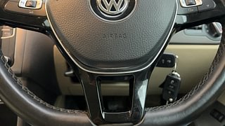 Used 2020 Volkswagen Vento Highline 1.0L TSI Petrol Manual top_features Airbags