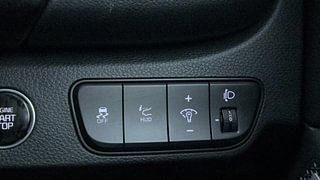 Used 2020 Kia Seltos GTX Plus DCT Petrol Automatic top_features Heads up display (HUD)
