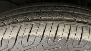 Used 2017 Honda City [2017-2018] S Petrol Manual tyres LEFT FRONT TYRE TREAD VIEW