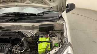 Used 2013 Maruti Suzuki Alto 800 [2012-2016] Lxi Petrol Manual engine ENGINE LEFT SIDE HINGE & APRON VIEW