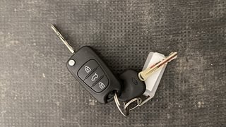 Used 2014 hyundai i10 Sportz 1.1 Petrol Petrol Manual extra CAR KEY VIEW