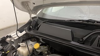 Used 2021 Renault Triber RXZ AMT Petrol Automatic engine ENGINE RIGHT SIDE HINGE & APRON VIEW