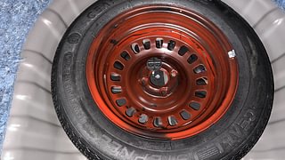 Used 2021 Nissan Magnite XV Turbo CVT Petrol Automatic tyres SPARE TYRE VIEW