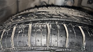 Used 2019 Honda Brio [2011-2016] VX MT Petrol Manual tyres RIGHT FRONT TYRE TREAD VIEW