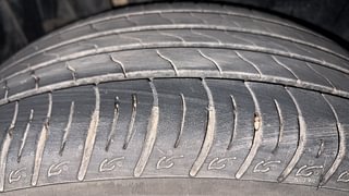 Used 2022 Toyota Urban Cruiser Premium Grade AT Petrol Automatic tyres RIGHT REAR TYRE TREAD VIEW