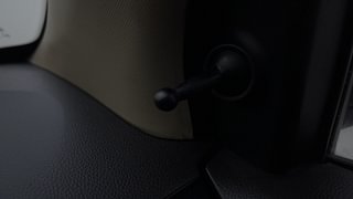 Used 2014 Hyundai Eon [2011-2018] Sportz Petrol Manual top_features Adjustable ORVM