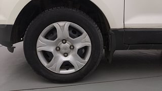 Used 2016 Ford EcoSport [2015-2017] Trend+ 1.0L EcoBoost Petrol Manual tyres LEFT FRONT TYRE RIM VIEW
