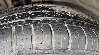 Used 2019 Honda Brio [2011-2016] VX MT Petrol Manual tyres LEFT FRONT TYRE TREAD VIEW