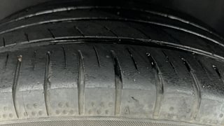 Used 2019 Volkswagen Ameo [2016-2020] 1.0 Highline Plus Petrol Petrol Manual tyres LEFT REAR TYRE TREAD VIEW