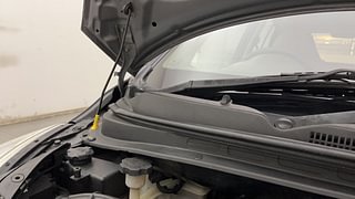 Used 2016 hyundai i10 Sportz 1.1 Petrol Petrol Manual engine ENGINE RIGHT SIDE HINGE & APRON VIEW