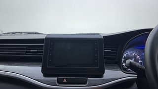Used 2021 Maruti Suzuki XL6 [2019-2022] Zeta AT Petrol Petrol Automatic top_features Integrated (in-dash) music system