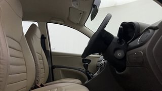 Used 2013 Hyundai i10 [2010-2016] Era Petrol Petrol Manual interior RIGHT SIDE FRONT DOOR CABIN VIEW