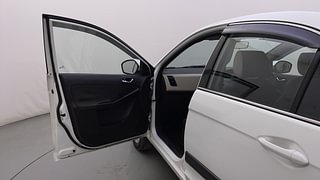 Used 2016 Tata Zest [2014-2019] XT Petrol Petrol Manual interior LEFT FRONT DOOR OPEN VIEW