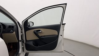 Used 2017 Volkswagen Polo [2015-2019] Highline1.2L (P) Petrol Manual interior RIGHT FRONT DOOR OPEN VIEW