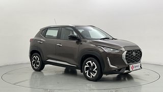 Used 2021 Nissan Magnite XV Turbo CVT Petrol Automatic exterior RIGHT FRONT CORNER VIEW