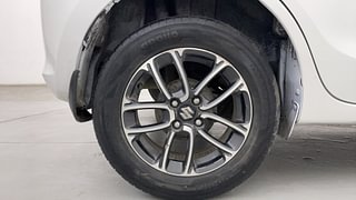Used 2019 Maruti Suzuki Swift [2017-2021] ZXi Plus Petrol Manual tyres RIGHT REAR TYRE RIM VIEW