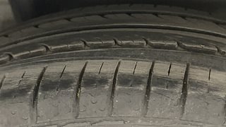 Used 2013 Honda City [2012-2013] V AT Sunroof Petrol Automatic tyres RIGHT REAR TYRE TREAD VIEW