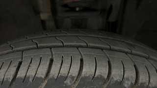 Used 2021 Renault Triber RXZ AMT Petrol Automatic tyres LEFT FRONT TYRE TREAD VIEW