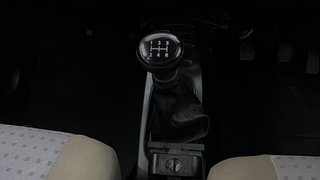 Used 2013 Maruti Suzuki Wagon R 1.0 [2013-2019] LXi CNG Petrol+cng Manual interior GEAR  KNOB VIEW