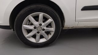 Used 2016 Tata Zest [2014-2019] XT Petrol Petrol Manual tyres LEFT FRONT TYRE RIM VIEW