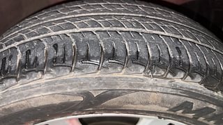 Used 2012 Honda Brio [2011-2016] V MT Petrol Manual tyres RIGHT FRONT TYRE TREAD VIEW