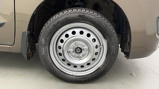 Used 2018 Maruti Suzuki Wagon R 1.0 [2010-2019] VXi Petrol Manual tyres RIGHT FRONT TYRE RIM VIEW