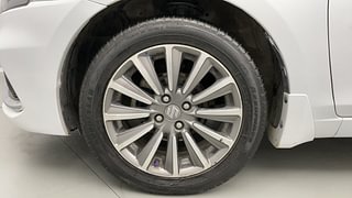 Used 2021 Maruti Suzuki Ciaz Alpha Petrol Petrol Manual tyres LEFT FRONT TYRE RIM VIEW