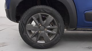 Used 2020 Renault Kwid CLIMBER 1.0 Opt Petrol Manual tyres RIGHT REAR TYRE RIM VIEW