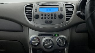 Used 2016 hyundai i10 Sportz 1.1 Petrol Petrol Manual interior MUSIC SYSTEM & AC CONTROL VIEW